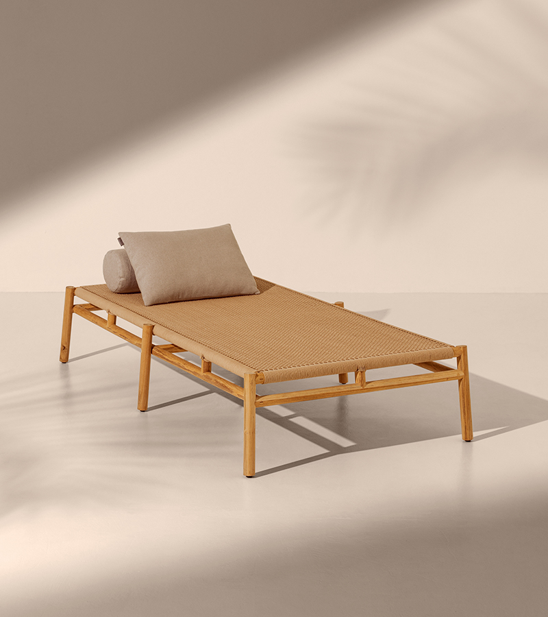Kilt Outdoor Bed - Ethimo
