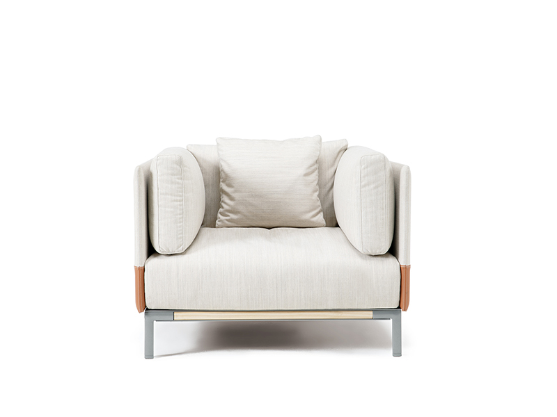 Lounge armchair