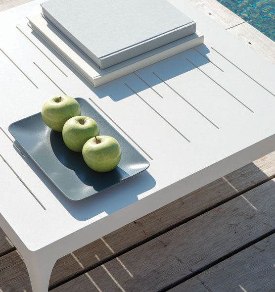 Infinity Square coffee table 90x90