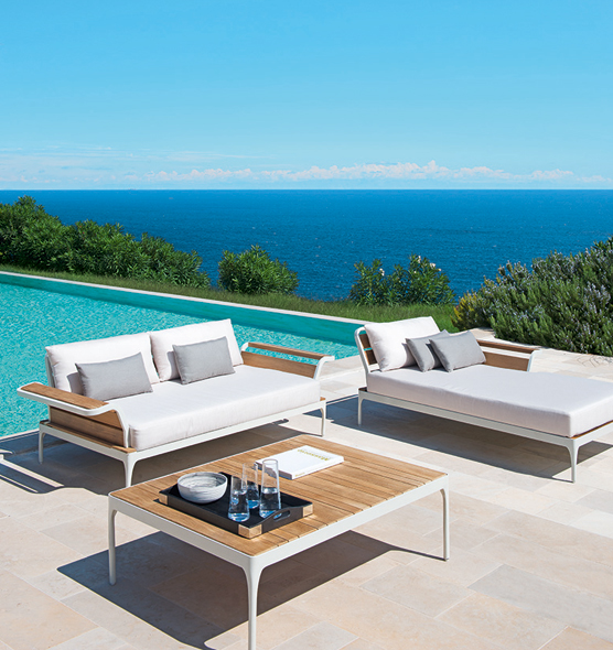 Meridien Sofa