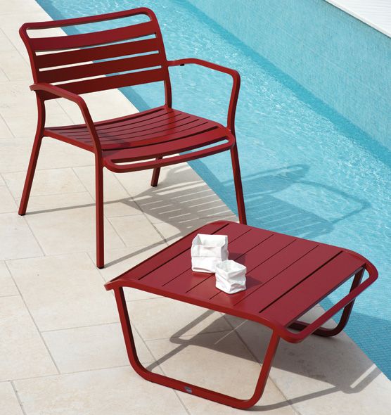 Ocean lounge armchair