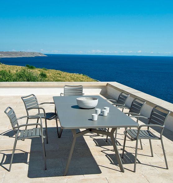 Ocean extendable rectangular table