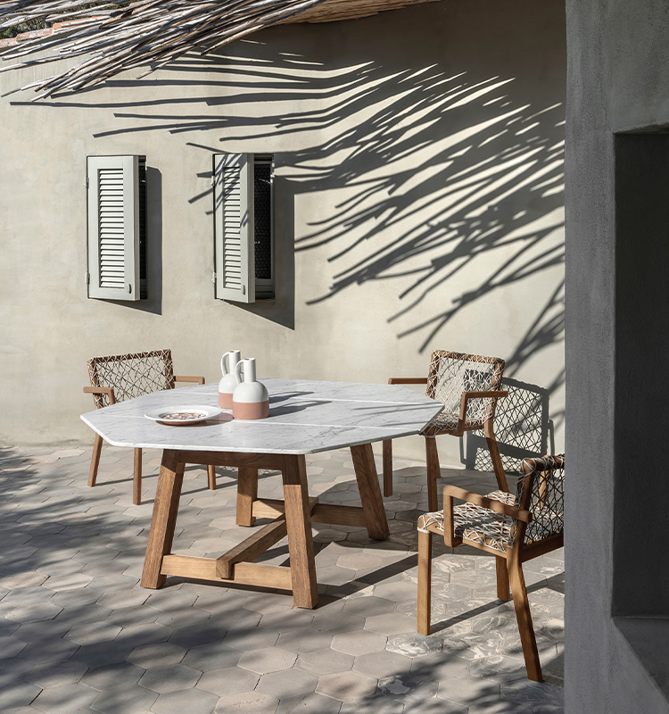 Rafael Octagonal table 160x160