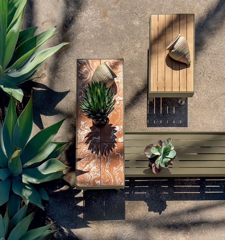 Seeds Side table 123x43