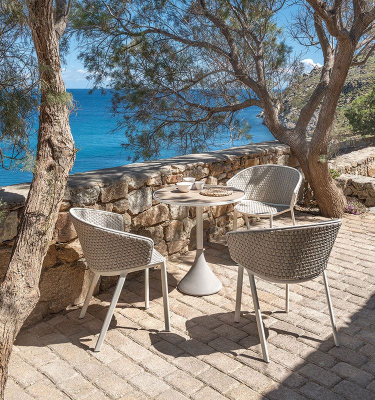 Concreto Round table Ø70 h 74