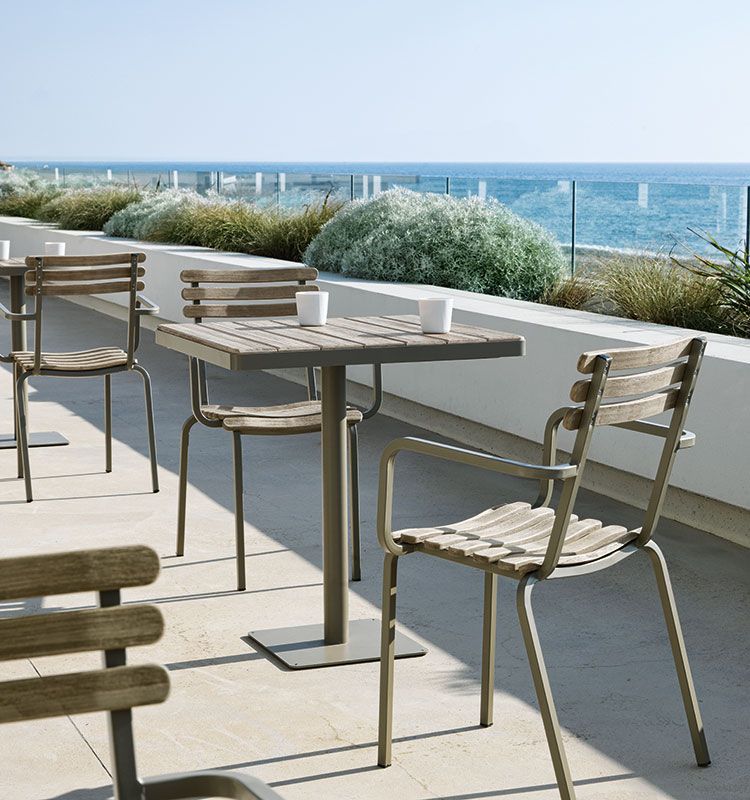 Laren Table carré 70x70