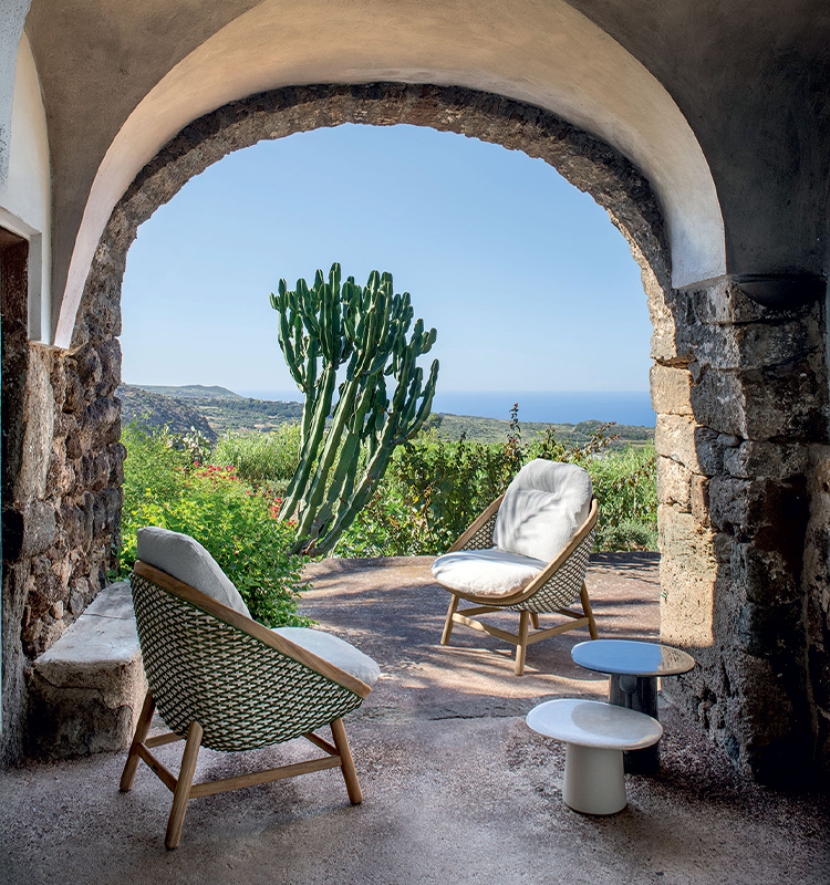 Teodora Poltrona lounge