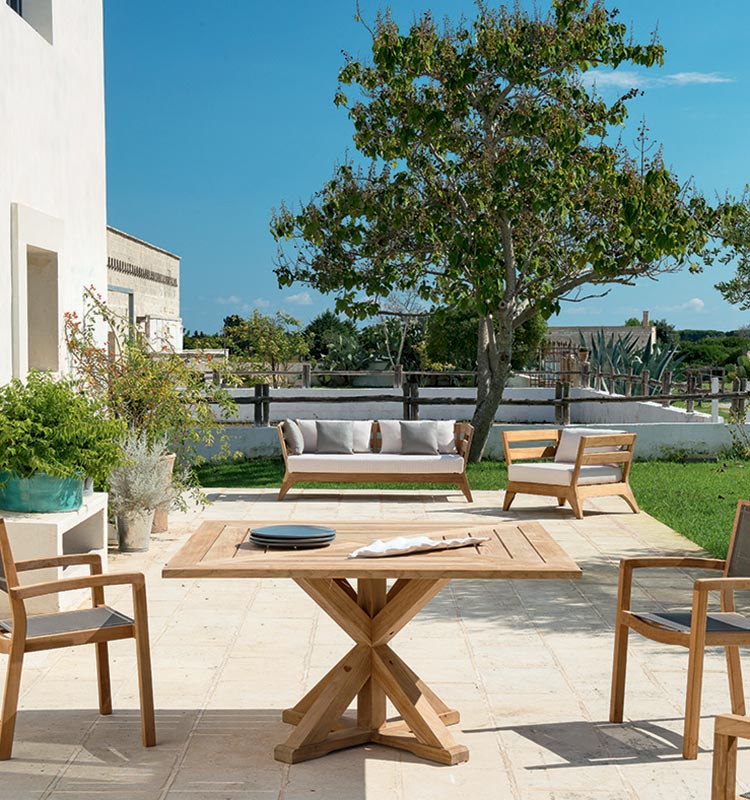 Cronos Table 140x140