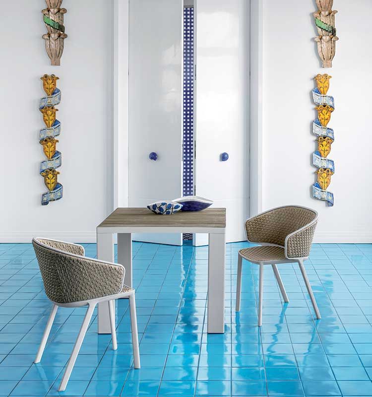 Esedra Table carré 90x90