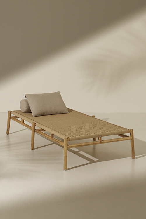 Laren Square table 90x90 - Bloom Furniture Studio